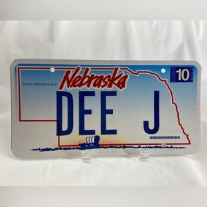 DEE J Vintage Vanity License Plate Personalized Décor